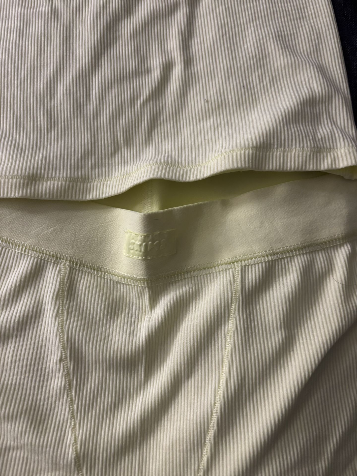 yellow skims size small