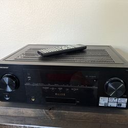 Pioneer Elite VSX-42 MultiChannel AV Receiver with 6 HDMI inputs