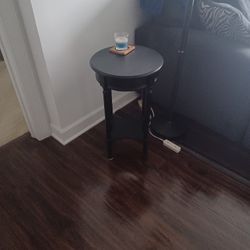 End tables 