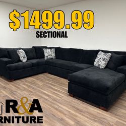 BLACK SECTIONAL
