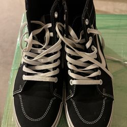 VANS WOMANS SK8 HI DOUBLE SOLE WOMANS SIZE 9.5