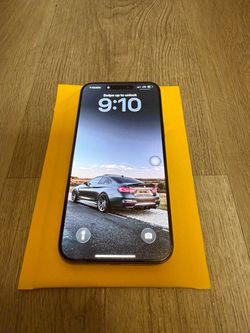 iPhone 15 pro max 256gb (read description)