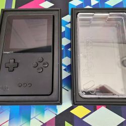Analogue Pocket (Black) with Screen Protector and Hard Case