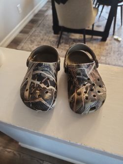 Brand New 6c Camo Crocs
