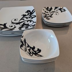 Plates, Set Of 12