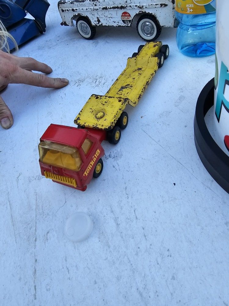 Old Toys 