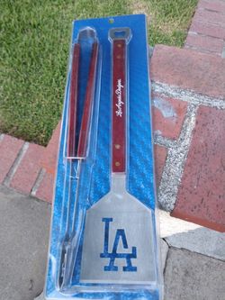 Barbecue utensils