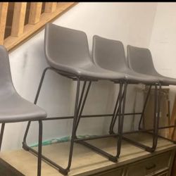 COUNTERTOP HEIGHT  CHAIRS