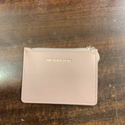 Coach Long Zip Around Wallet in Signature Camo Print – Bold, Versatile, & Pure Coach Edge!