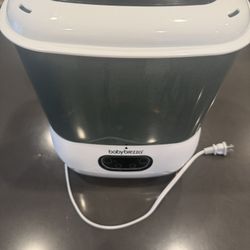 Baby brezza Sterilizer