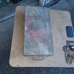 METAL TOOL BOX  24 X 12