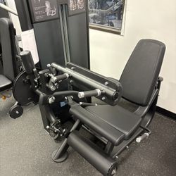 Leg Curl Leg Extension - Selectorized