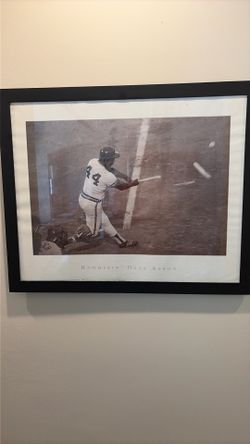 Him Aaron black and White shattered bat print