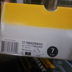 Size 7 Skechers Work boots ,