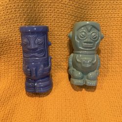 Radar Vic and Tron the Beachcomber Limited Rare Robot Tiki Mugs set of 2