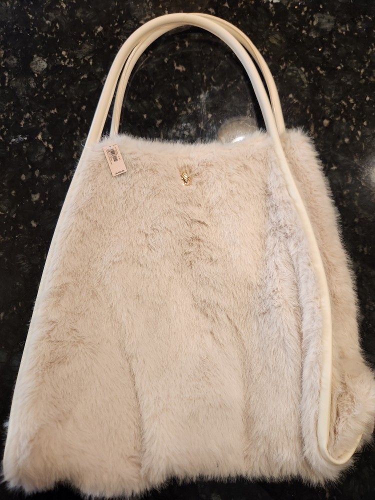 🤍 Nwt Victorias Secret Faux Fur Tote Bag Winter 2025