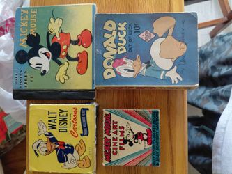 Vintage 1930's Disney collection of 2 8mm films and 2 books-All in very good  condition