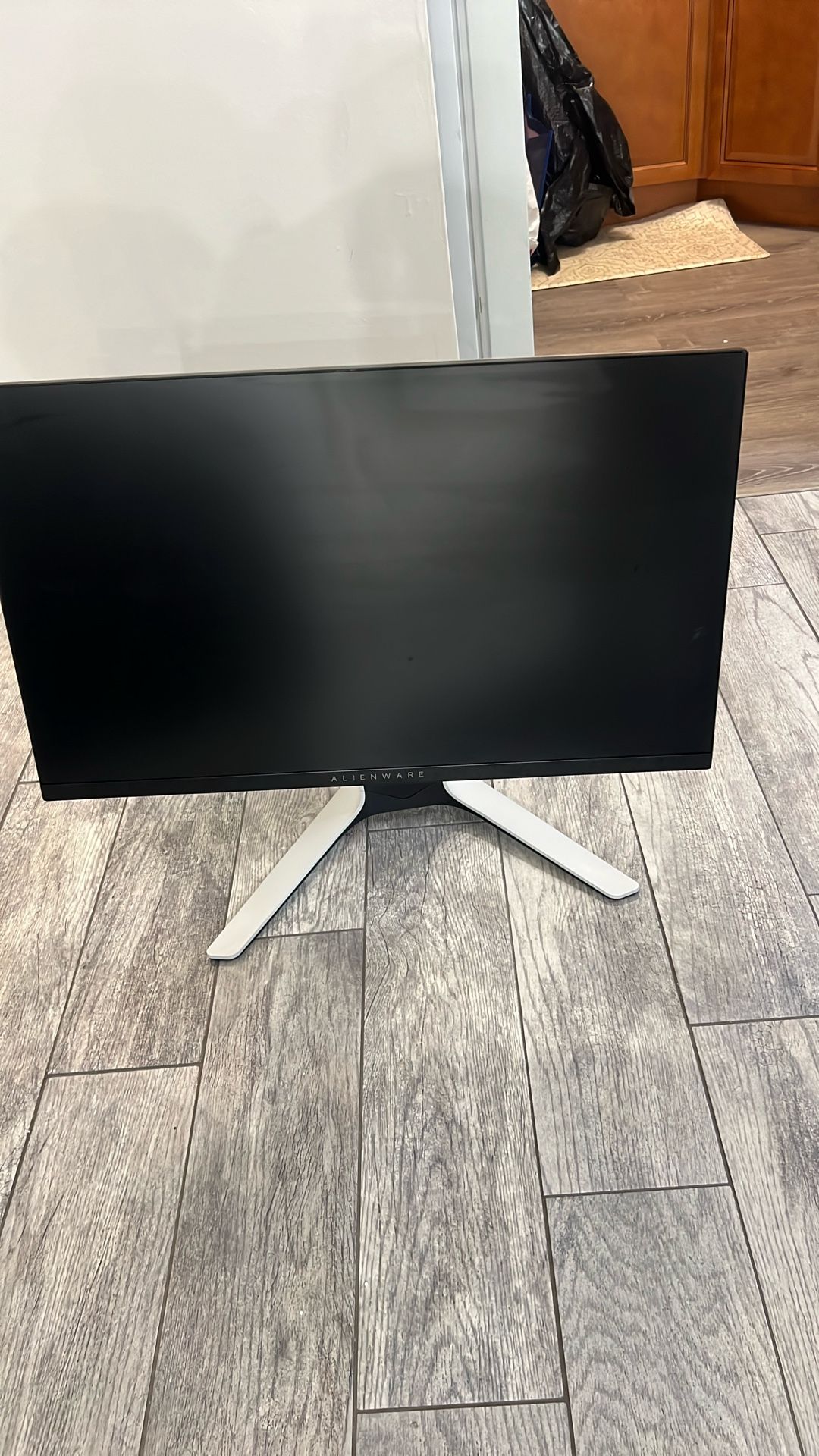 Alienware AW2721D 27โณ QHD 240Hz G-SYNC Monitor โ Mint Condition