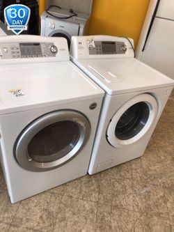 Lg scratch and dent washer and dryer set