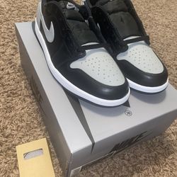 Jordan 1 Low OG Shadow Size 10