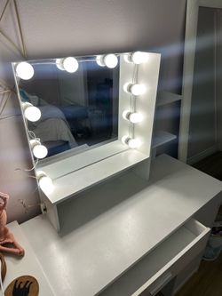 Makeup Vanity