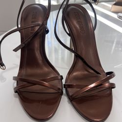 Topaz pearl Steve Madden Heels