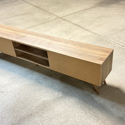 Tv Stand use in good condition