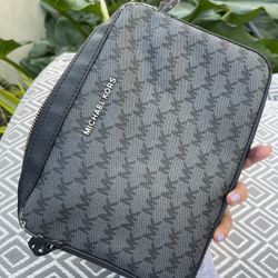 Michael Kors Black Crossbody Purse
