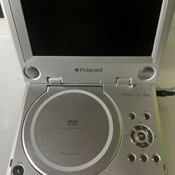 Portable Polaroid DVD player
