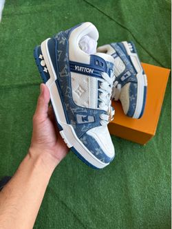 Mens shoes