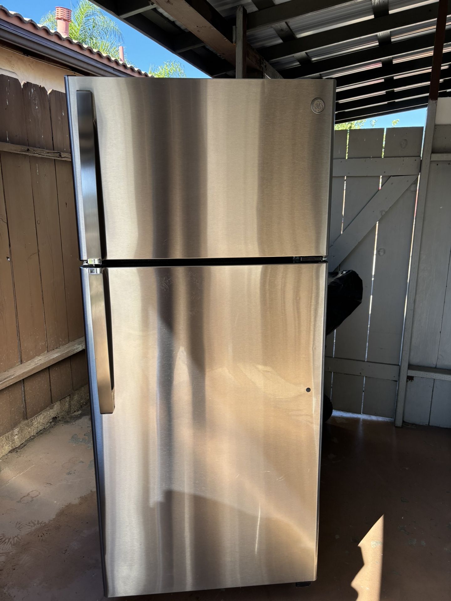 Refrigerator