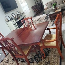 Dining Room Set (Mon-Thurs Only)