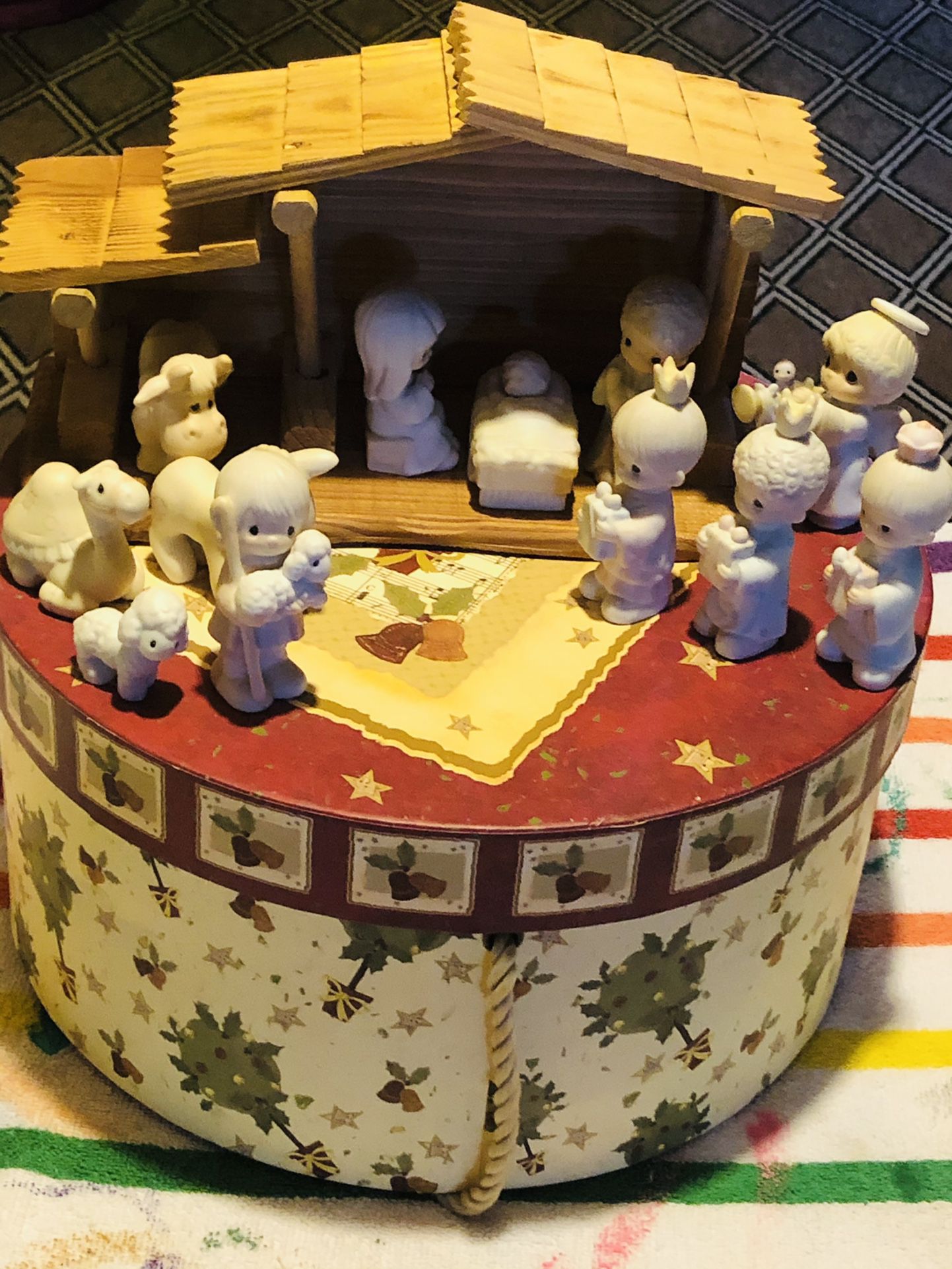Precious moments nativity set
