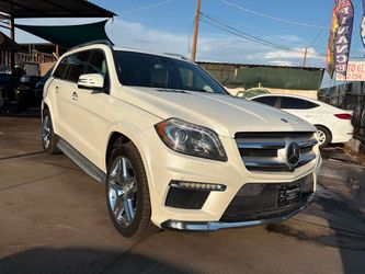 2016 Mercedes Benz- GL 550 Class