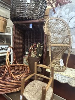 Mini Vintage Peacock Chair or Plant Stand