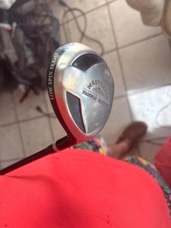 and 60° Razor golf set with custom master fit driver, hybrid, fairway wedge and 60°