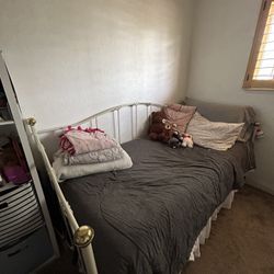 Vintage Day Bed Frame 