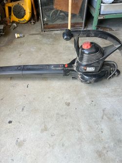 Black+Decker Electric Leaf Blower – 12 Amp – Works Great