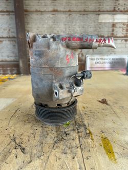Nissan pathfinder NV 1500 / 2500 ac compressor part