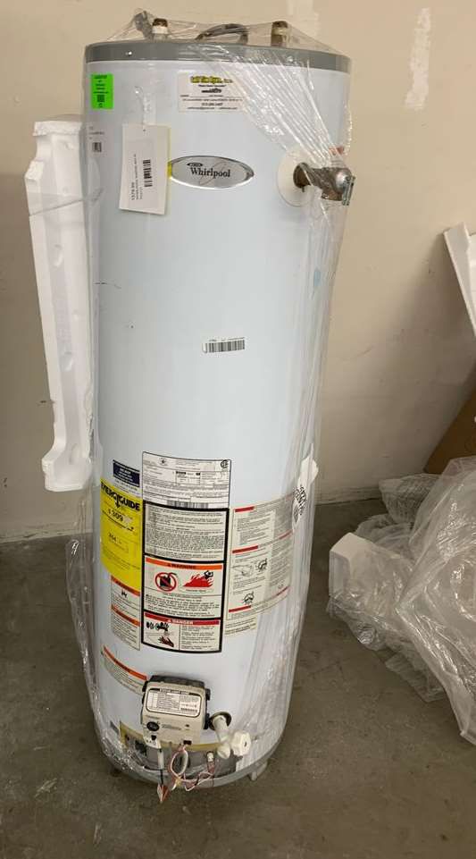 40 Gallon Whirlpool water heater with warranty G6GGU
