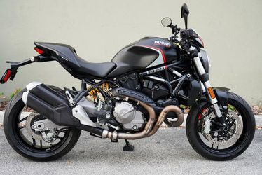 2020 Ducati Monster 821 Stealth Special Black