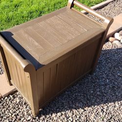 Wooden Bench Cooler 