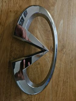 Infiniti Emblem