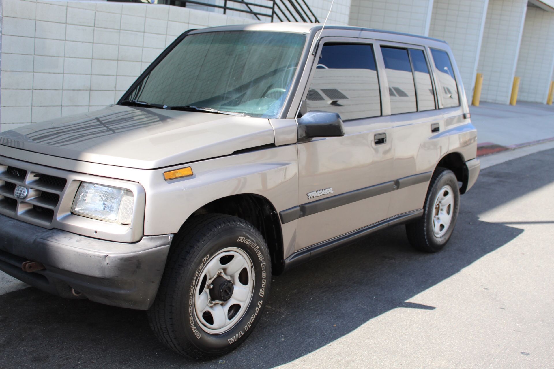Distributore Di Accensione Per Geo Tracker E Suzuki Sidekick 1.6 8 Valvole, Ricambio Usato Testato, Riferimento 33100 56B10