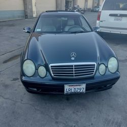 2001 Mercedes-Benz CLK-Class