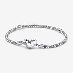Pandora Moments Studded Chain Bracelet
Sterling silver
