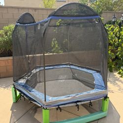 Sportspower Outdoor My First Kids Trampoline with Safety Enclosure Net and Foam Pad, 7FT Round