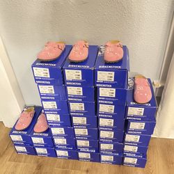 Hello Kitty Birkenstocks 