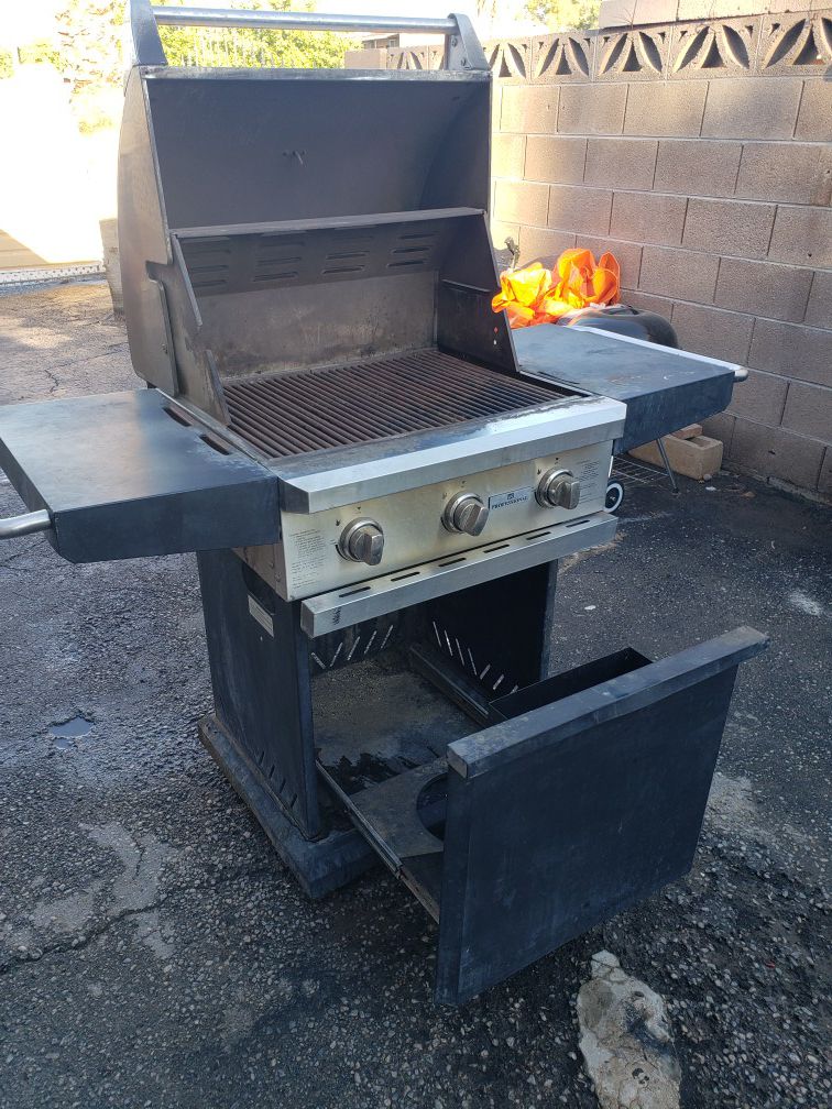 propane gas BBQ grill