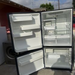 Black 2 Door. Bottom Freezer. Free. Delivery
